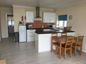 Bluebird - Coastal Charm in Carmarthenshire
